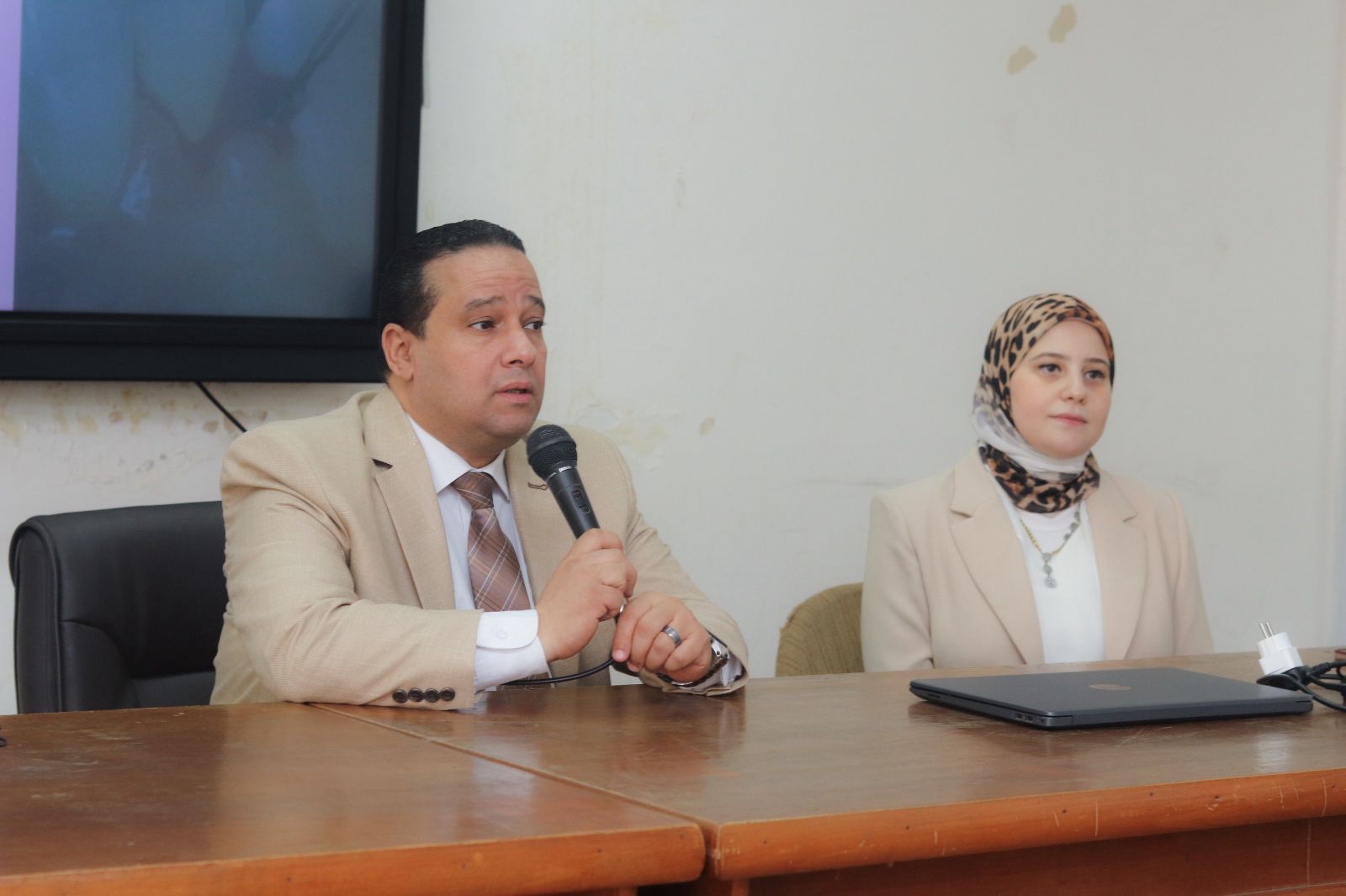 فعاليات اللقاء العلمى الشهرى لأطباء الامتياز بتاريخ 30/8/2026